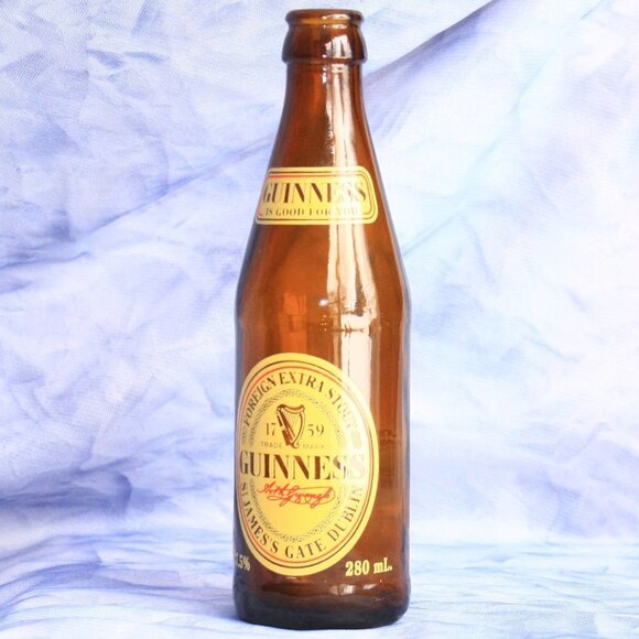 Guinness Foreign Extra Stout Bottle EMPTY 280ml - Picture 2 of 6